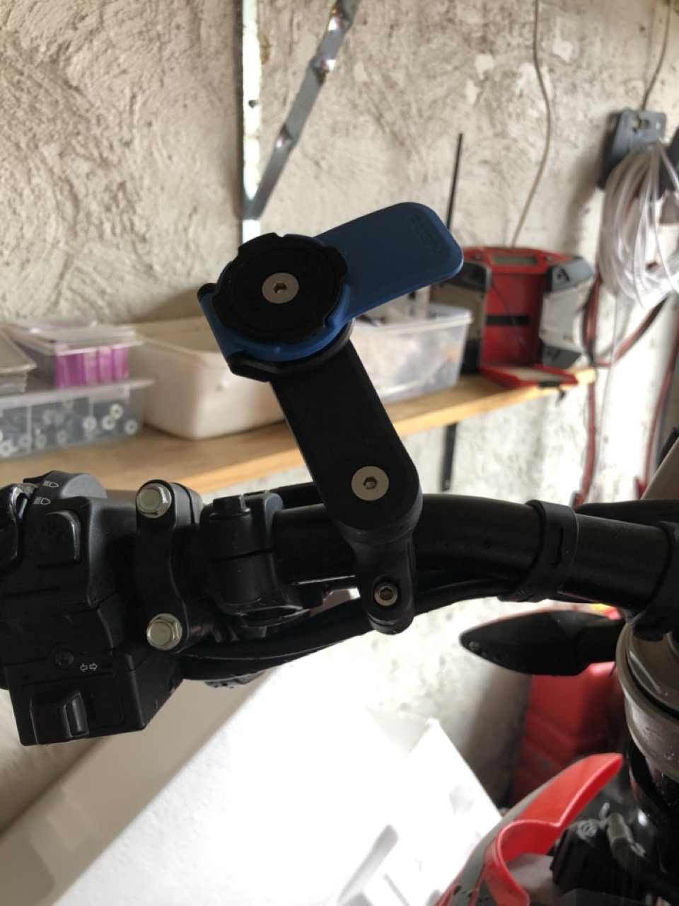 TESTED QUAD LOCK REVIEW Australasian SXS